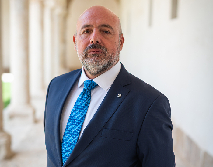 Dr.  D.  Jorge Pérez Serrano 